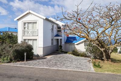 House For Rent in Pinnacle Point Golf Estate, Mossel Bay