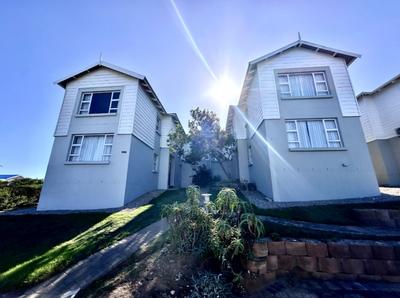 Duplex For Rent in Pinnacle Point Golf Estate, Mossel Bay